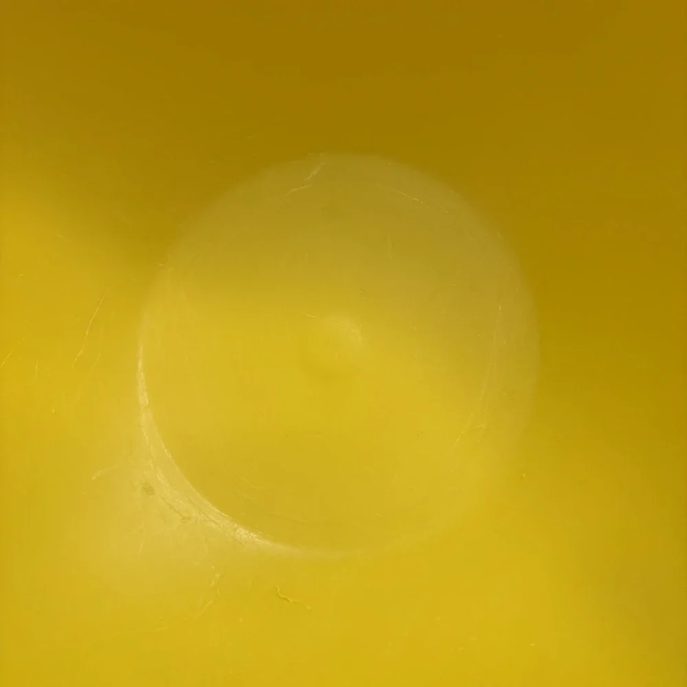 Tupperware bowl excellent
